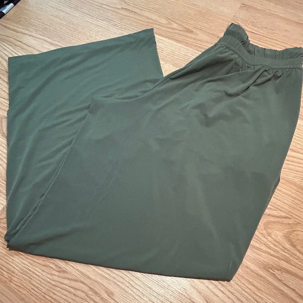 Lane Bryant Olive Green Wide Leg Drawstring Pants Plus Size 14/16L Tall Stretch